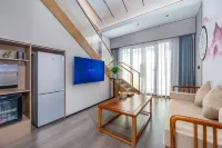 Weifeng Hotel (Xuchang Caowei Ancient City Fat Donglai Times Square Branch)