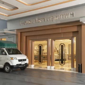 Aira Hotel Bangkok Sukhumvit 11 Отели рядом с достопримечательностью «Станция надземного метро Phloen Chit»