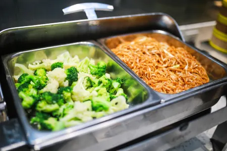 YESTE Hotel (Shenzhen Nantou Ancient City Daxin subway station) Отели рядом с достопримечательностью «Yeshi Ancestor Temple»