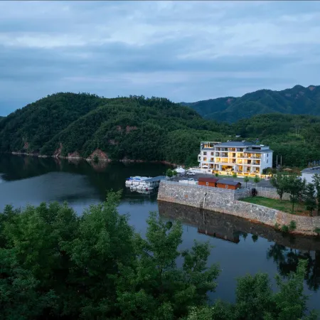 Luanchuan Guanlan Shanshui Homestay