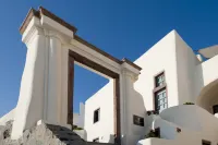Kapari Natural Resort Hotels in Imerovigli