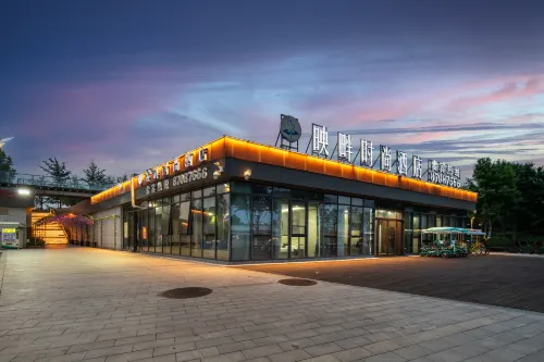 YING PAN THE TOPHAMS HOTEL