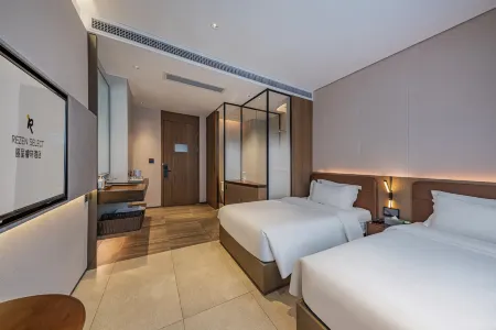 Guangzhou Tianhe Taikoo Hui Rezenxuan Hotel