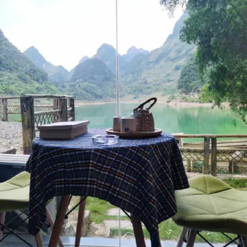 Lakeside Homestay