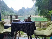 Lakeside Homestay