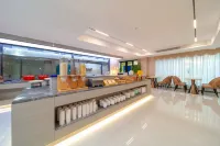 Cloudland Season S Hotel (Beihai Silver Beach Branch)
