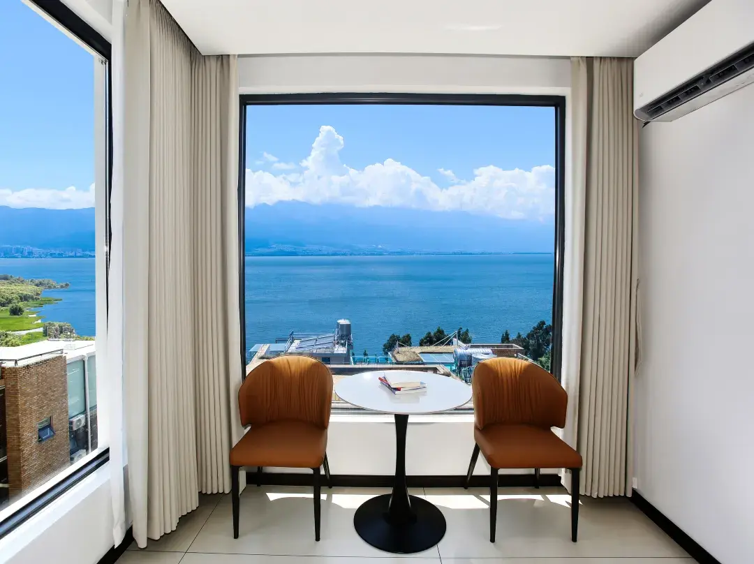 Serenly Bright Moon | 270° Sea View Resort And Observation Boutique Guesthouse - Dali