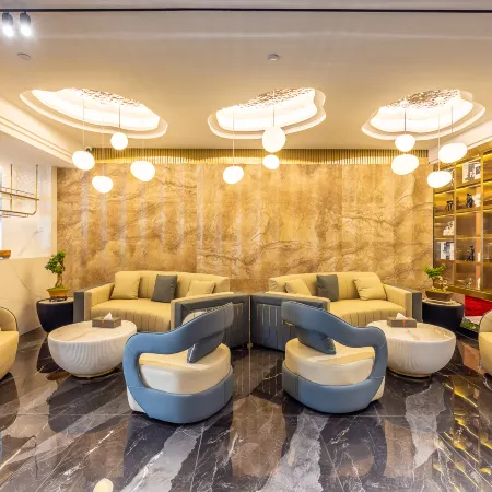 Lanzhou Business Hotel Отели рядом с достопримечательностью «Университет Ланьчжоу»