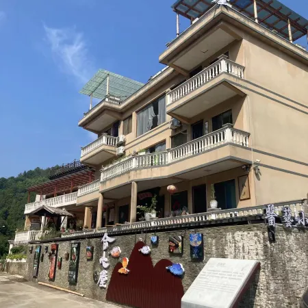 Yiyi Town Hexintang Homestay