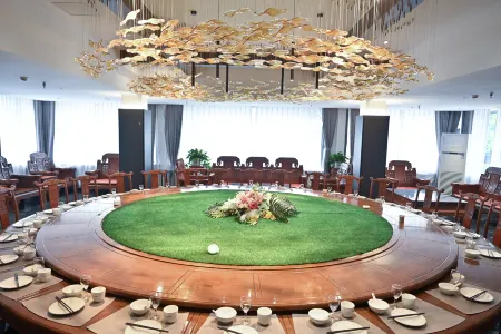 Zhucheng Dongsheng Hotel Отели в г. Чжучэн