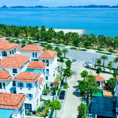 Phoenix Villas Sun Ha Long