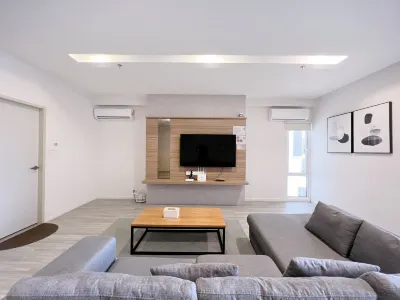 Paradise Perch Tanjung Aru Inifnity Pool 2BR Hotels in Tanjung Aru Strand