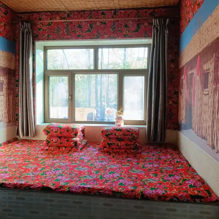 Jiudingge Inn