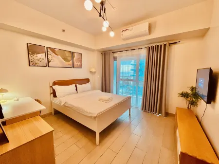 Thompson Suites Okada (Bayshore 2 Residence) Отели рядом с достопримечательностью «Arista Place»