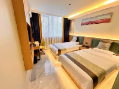 Haiyue Hotel (Zhuhai Gongbei Port)