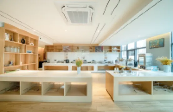 โรงแรมโอ ซี คา อินเตอร์เนชันแนล