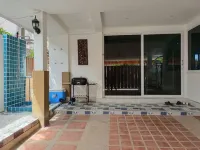 Jomtien Beach Pool Villa