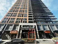 Haiyueli Boutique Stay (Dalian North Station) Отели в г. Северная станция Даляня. спортивный центр