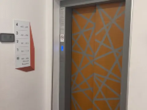 EasyHotel Budapest Oktogon Hotels near Heroes' Square