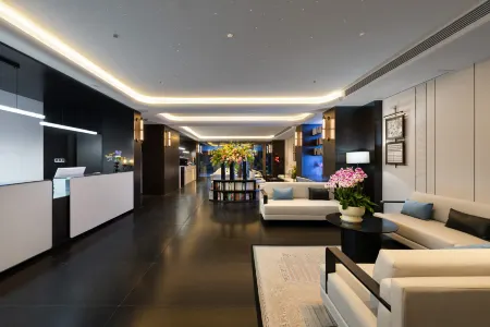 MET NIGHT HOTEL Отели рядом с достопримечательностью «Guizhou Traffic Technician College»