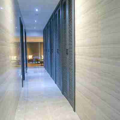 Deluxe Studio & Suite by RR Hotel Exterior