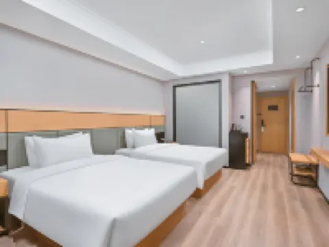 Yuebo International Hotel Hotels in Binyang