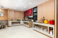 Pero Hotel (Alar Fifth Regiment Sand Town Pedestrian Street Store) - Breakfast