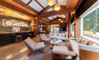 Kangding Yagulinka Hot Spring Hotel