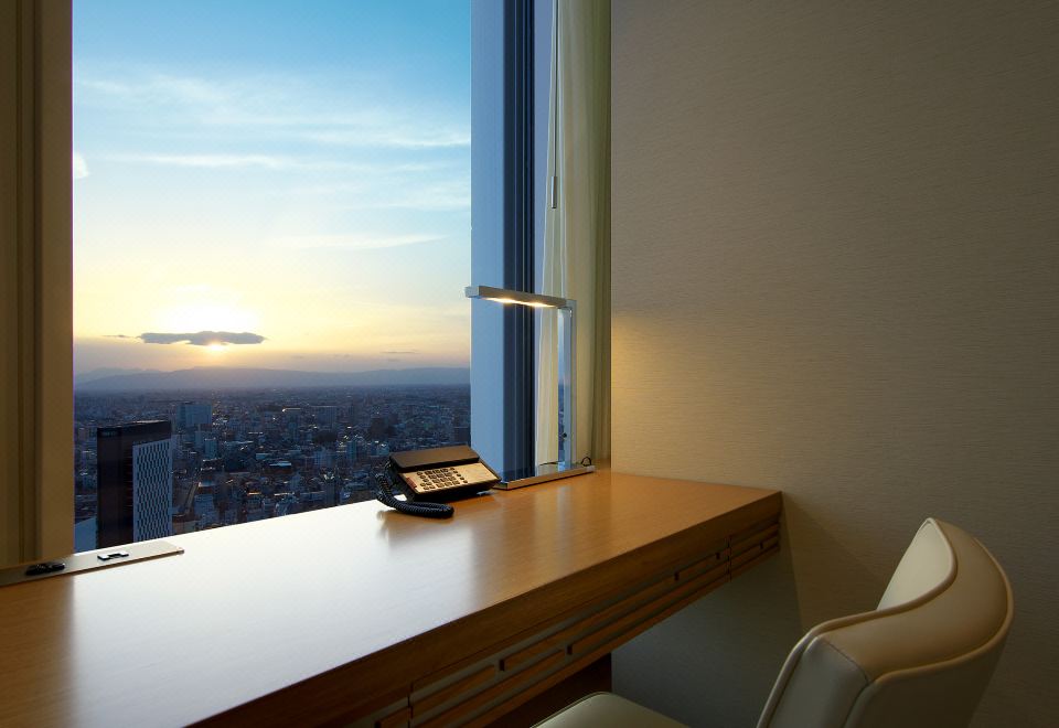 나고야 JR 게이트 타워 호텔 야경