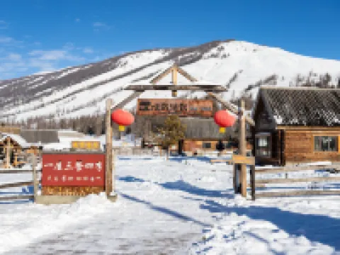 Shenshanli Yichuan VILLA Holiday Homestay (Kanas Old Village) Hotels near Kanas Tuva Village