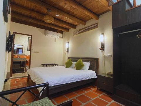 QIAO JU B&B