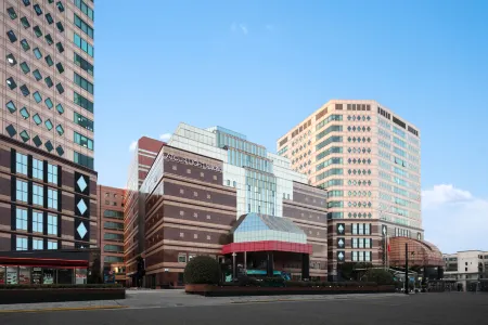 Atour Hotel Shanghai People Square Beijing East Road Отели рядом с достопримечательностью «Tao Xingzhi Memorial Hall»