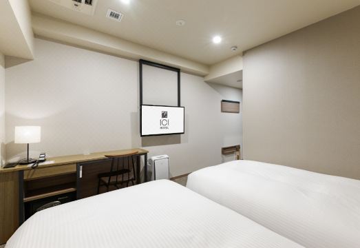 3. 이치 호텔 우에..