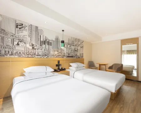 Zhiying Star Selected Hotel (Beijing Road Pedestrian Street - Sun Yat-sen Memorial Hospital Branch) Номера Photos