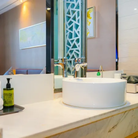 Luanchuan Time Story Hotel