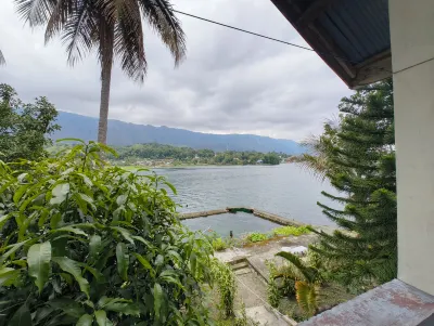 Sibayak Guest house Hotel dekat Taman Wisata Asal Usul (Legenda) Danau Toba