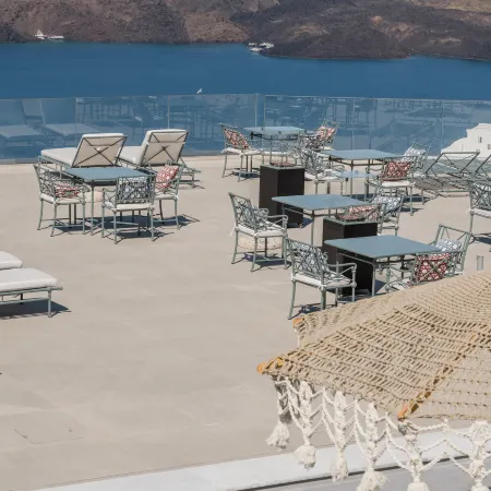 Apeiron Blue Santorini - Adults Only 14 Plus Отели рядом с достопримечательностью «Порт Санторини»