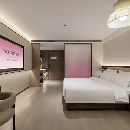 Bubble Hall Hotel