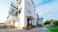 Xishi Ruyuan Homestay (Baoyu Pagoda, Wuyuan)