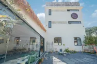 Companion Mountain Homestay 산바오 사원 주변 호텔