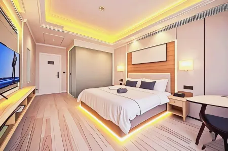 Qianshi Jinsheng Hotel