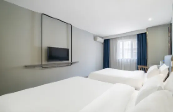 7Days Inn Hotel (Tianjin Railway Station South Square Jinwan Square)