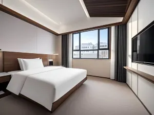 Yaju Hotel