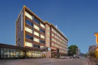 Crystal Pudi Hotel (Jingdezhen Taoyangli People's Square) Hotel a People Square (Railway Station)