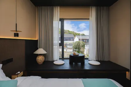 Qingxian Anji Humanistic Art Hotel