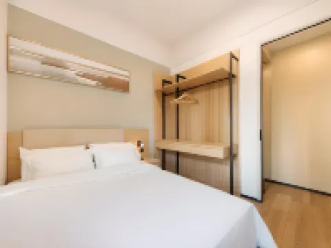 เซอร์วิสอพาร์ตเมนต์ออริไลฟ์ (สาขา ตงเชิง วานดา) โรงแรมในดองกวน