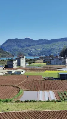 Lake Leipoma Meiji Hotel Hotels in Leibo