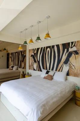 Hi Zebra Travel B&B