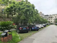 格曼酒店（東興國門景區口岸店） - 停車場