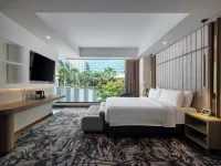 Aston Gejayan Yogyakarta Hotel & Conference Center Hotel dekat Indomaret Anggrek